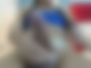 Live cam show with LiliElbe22 - Dirty Talk on Camsoda