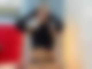 LiliElbe22's Live Sex Cam Show