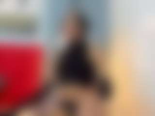 Live cam show with LiliElbe22 - Drinking on Camversity