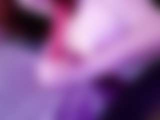 Live cam show with Midnightrose11 - Squirt on Camsoda