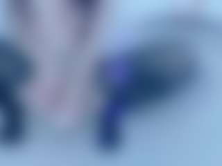 Live cam show with Midnightrose11 - Normal on Camsoda