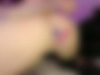 Midnightrose11's Live Sex Cam Show