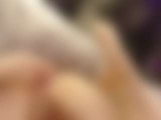 Midnightrose11's Live Sex Cam Show