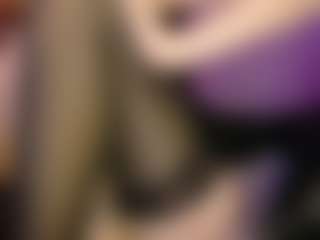 Midnightrose11's Live Sex Cam Show