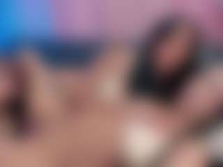 Live cam show with browni-lovex - Gagging on fuklive.com