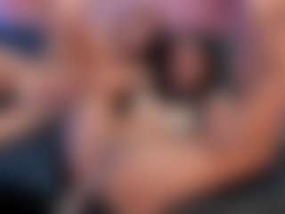 Live cam show with browni-lovex - Deepthroat on Latina Girls