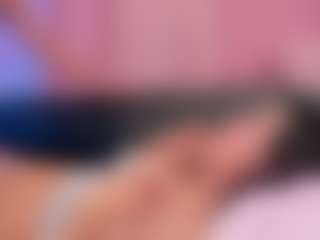 Live cam show with browni-lovex - Gagging on Camsoda