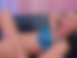Live cam show with browni-lovex - Creamy on Camsoda