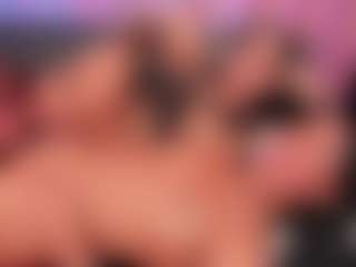 Live cam show with browni-lovex - Gagging on Camsoda