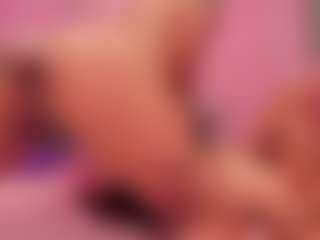Live cam show with browni-lovex - Gagging on TeamSkeetLive