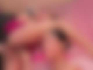 Live cam show with browni-lovex - Skinny on Dolls Live