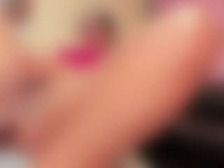 Live cam show with browni-lovex - Fetish on Dolls Live