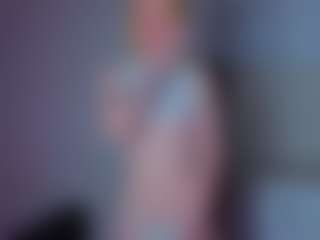 Live cam show with Kitti - Blue Eyes on sexylive.show