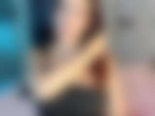 Live cam show with MelannyLuv - Red Hair on hrnylive.com