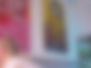 Live cam show with Lili - Butt Plug on Camsoda