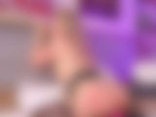 Live cam show with Lili - Blue Eyes on AdultVida.com