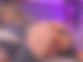 Live cam show with Lili - Skinny on Camsoda