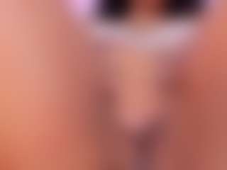 Live cam show with MingieeRouse - Colombia on Streamer API