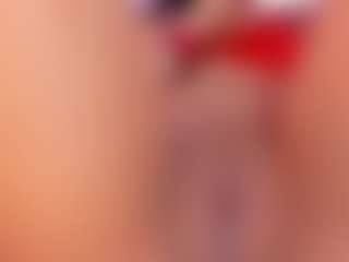 Live cam show with MingieeRouse - Colombia on Camsoda