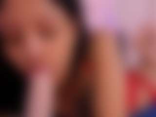 Live cam show with MingieeRouse - Colombia on Milfs Live