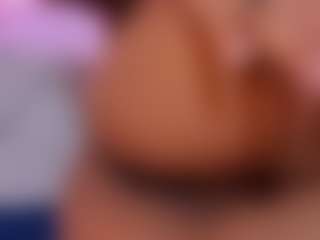 Live cam show with MingieeRouse - Spanish on CamwithHer | colombia