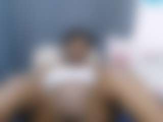 sweet-bunny12's Live Sex Cam Show