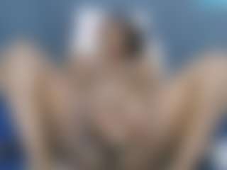 sweet-bunny12's Live Sex Cam Show