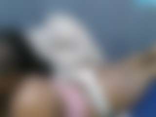 sweet-bunny12's Live Sex Cam Show