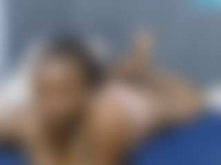 Live cam show with sweet-bunny12 - Lesbian on camtv