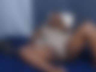 sweet-bunny12's Live Sex Cam Show