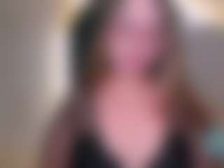 Live cam show with AllisonRogersX - Average on Camsoda