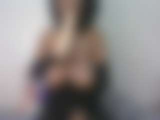 Talia_shylusty's Live Sex Cam Show