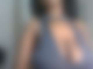 Live cam show with Talia_shylusty - Black Petite on TastyBlacksLive