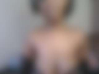 Talia_shylusty's Live Sex Cam Show