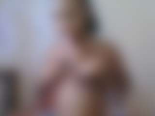 Talia_shylusty's Live Sex Cam Show