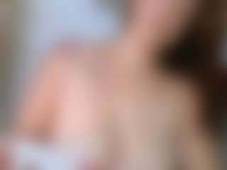 Live cam show with BigAssKattaleya - Shaved Pussy on CamSodaAdn