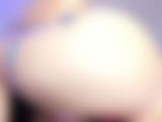 ElizabethReyy's Live Sex Cam Show
