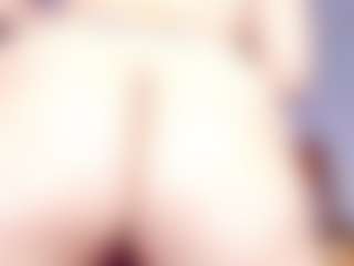 ElizabethReyy's Live Sex Cam Show