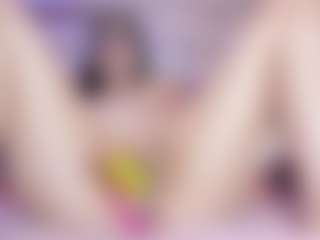 Live cam show with ElizabethReyy - Pov on SmokeAndPoke