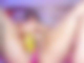 ElizabethReyy's Live Sex Cam Show