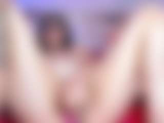 ElizabethReyy's Live Sex Cam Show
