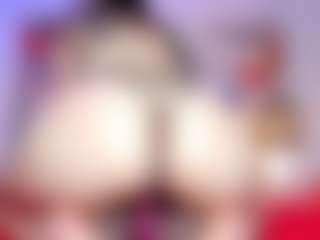 ElizabethReyy's Live Sex Cam Show