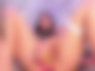 Live cam show with ElizabethReyy - Amateur Mature on Camsoda