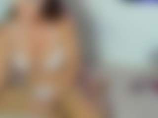 Live cam show with PollyHard - Granny on AdultVida.com