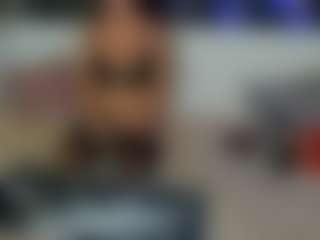 Live cam show with PollyHard - Mature on Camming Site