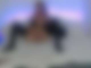Live cam show with PollyHard - Drinking on Sweet Sext
