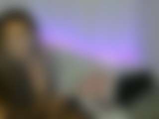 Spettacolo in cam dal vivo con PollyHard - Granny Squirt su Camsoda