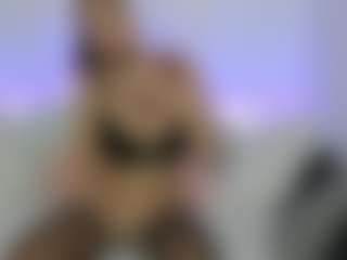 Live cam show with PollyHard - Big Tits Small Tits on Milfs Live