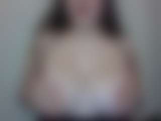Live cam show with Mikla luv - Thick on liverealitysex.com