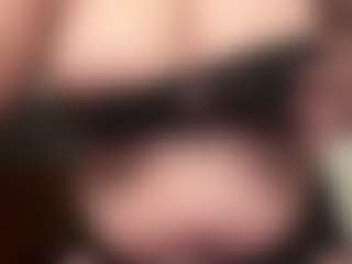 Live cam show with Mikla luv - Shaved Pussy Curvy on x69.live